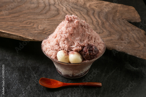 あずきの和風かき氷 Japanese style red bean sweet shaved ice