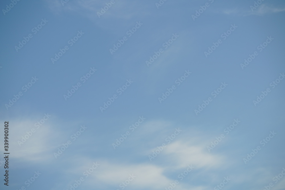 Klarer blauer reiner Himmel am Abend Klarer blauer reiner Himmel am Abend