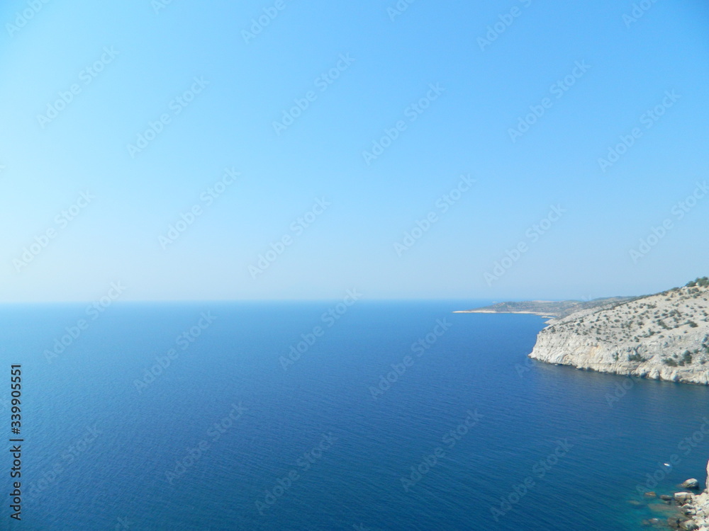 Scenic view of the horizon where the line of sea and sky merge in one