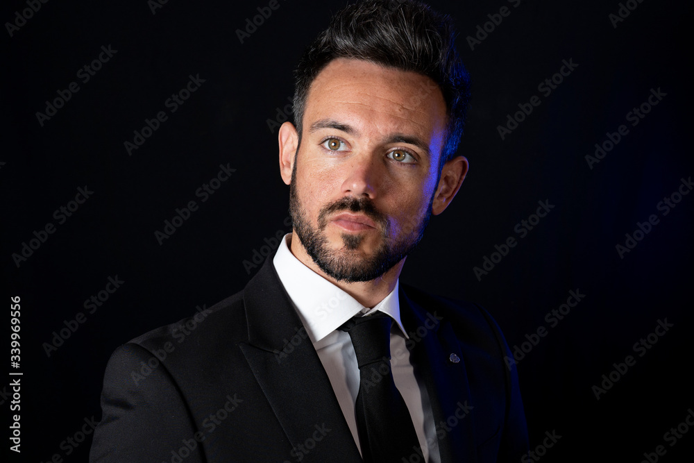 Hombre de traje Hombre de traje
