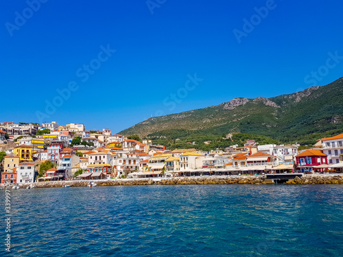 Fototapeta Naklejka Na Ścianę i Meble -  parga city greek summer tourist resort houses colors