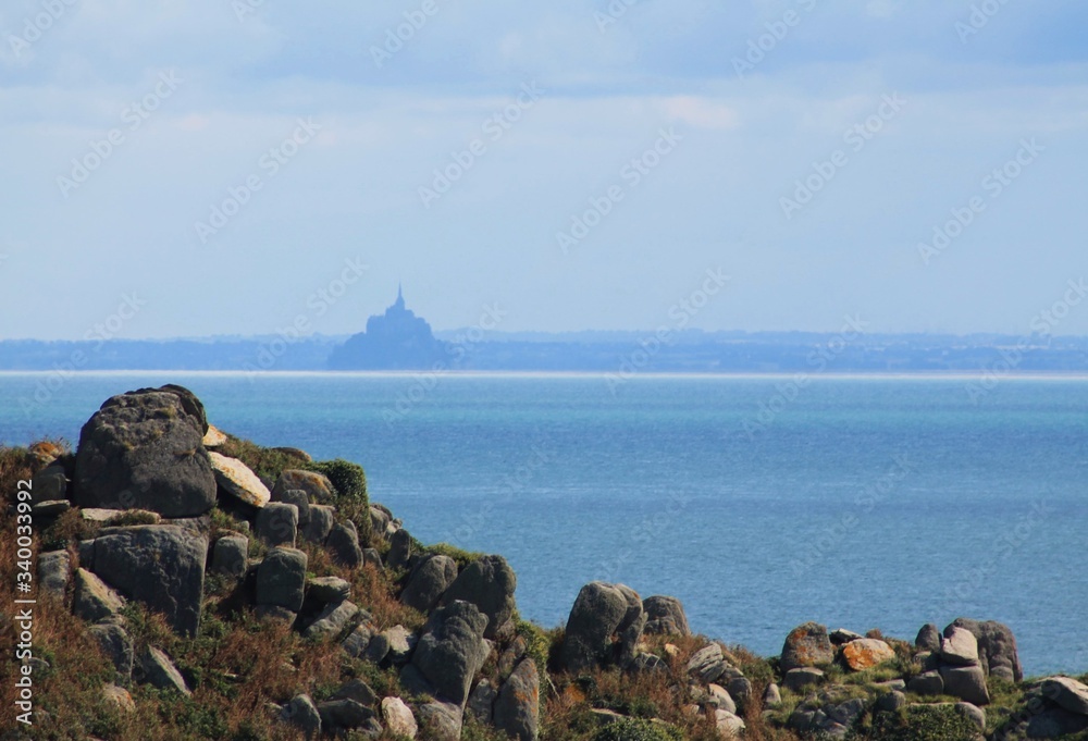 Φωτογραφία View of Mont Saint Michel from Pointe du Grouin in Cancale - UNESCO world herita