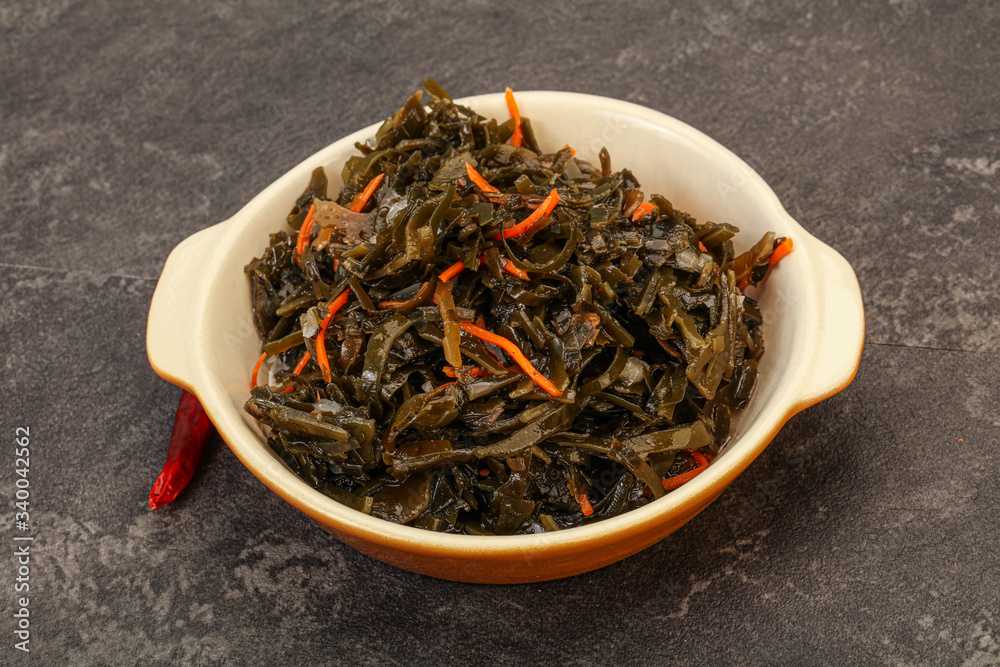 Seaweed cabbage with carrot and sesame Seaweed cabbage with carrot and sesame