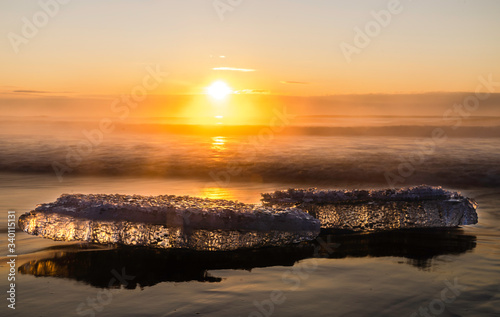 Beautiful jewelry ice morning in Hokkaido, Japan © Hiromitsu Kato