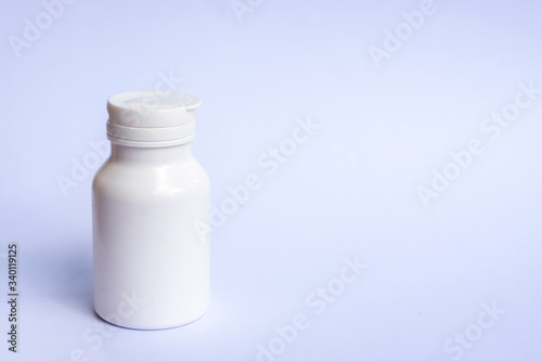 Plastic Packaging Bottle (Medical container) with Cap for Cosmetics, Vitamins, Pills or Capsules.