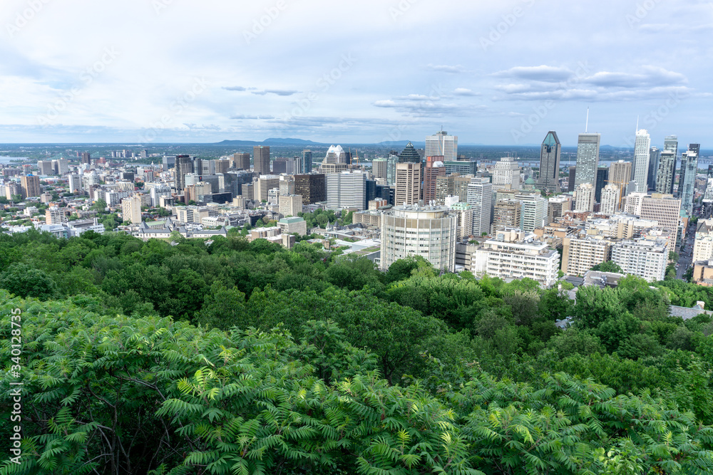 Incredible city view of Montreal from rooftop