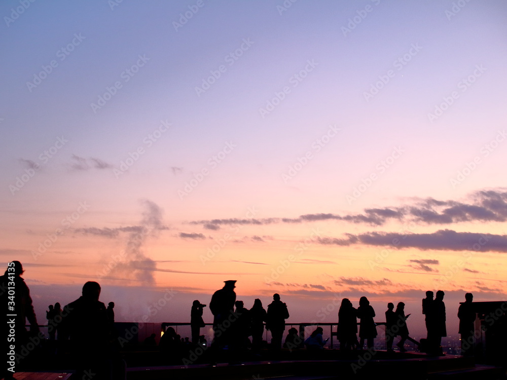 渋谷スカイ　夕景　シルエット