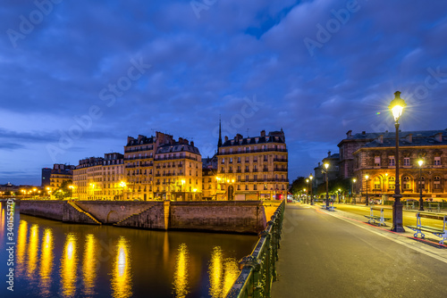 Paris, France 2017 Dawn at Pont d'Arcole 