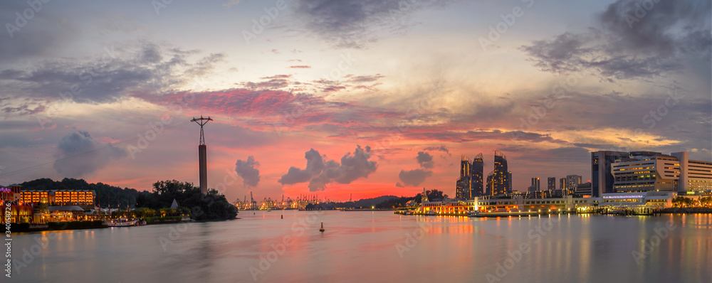 Singapore 2018 sunset at Sentosa Boardwalk
