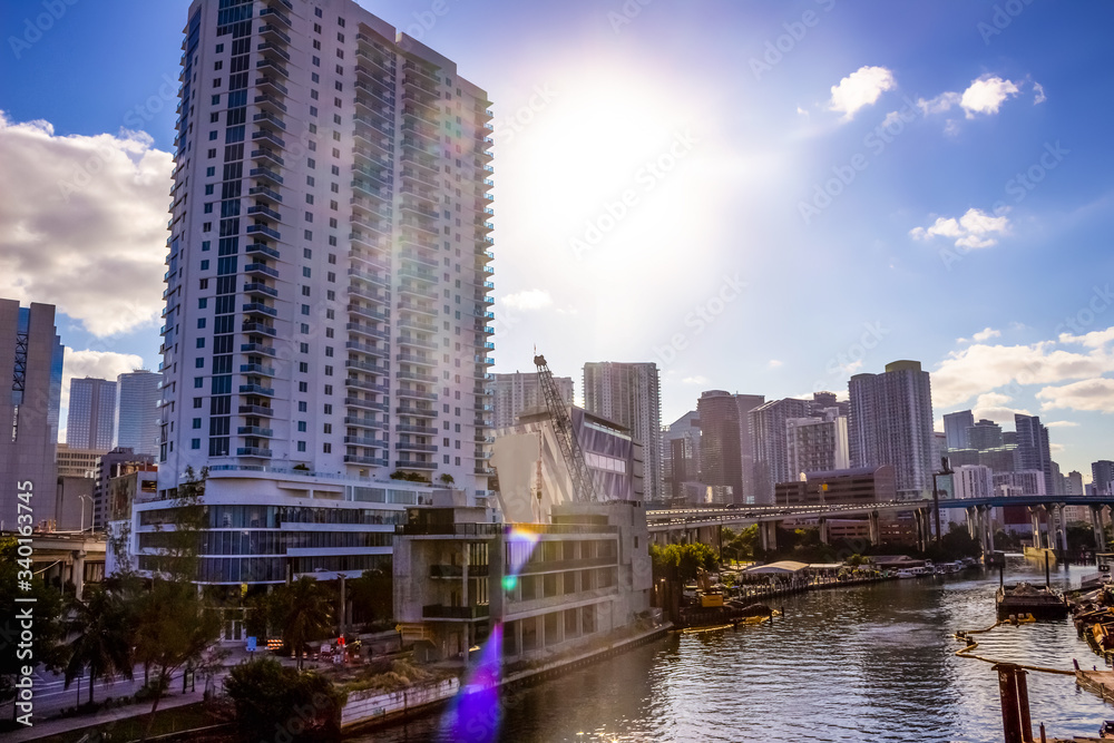 Naklejka premium Downtown Miami cityscape view with condos and office buildings.