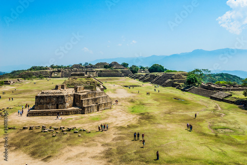 Monte albán photo