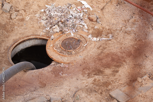 pumping sewage from an open manhole