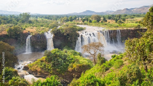 Cataratas y cascadas en un safari por Africa, fotografía de viajes, fotografía de aventura, 
