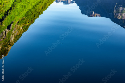 Blick auf den Hjørundfjord in Norwegen, Skandianvien