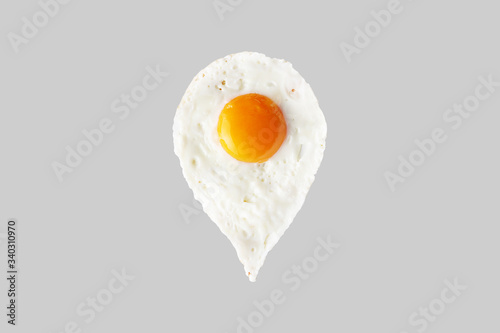 breakfast is here, location icon created from egg omelette (ID: 340310970)