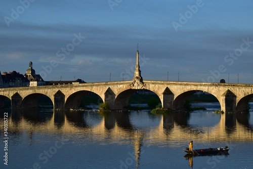 Un pont sur La Loire