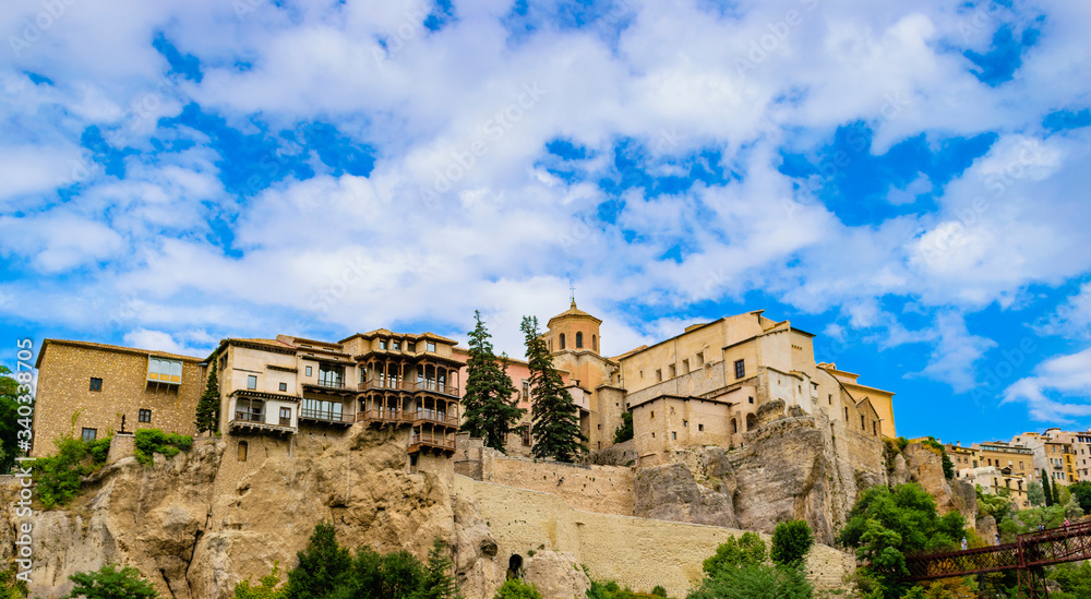 Fotografia de casas cogadas en Cuenca