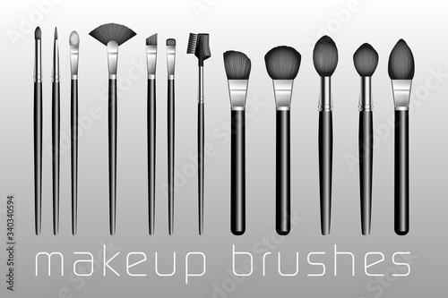 Collection de pinceaux de maquillage.