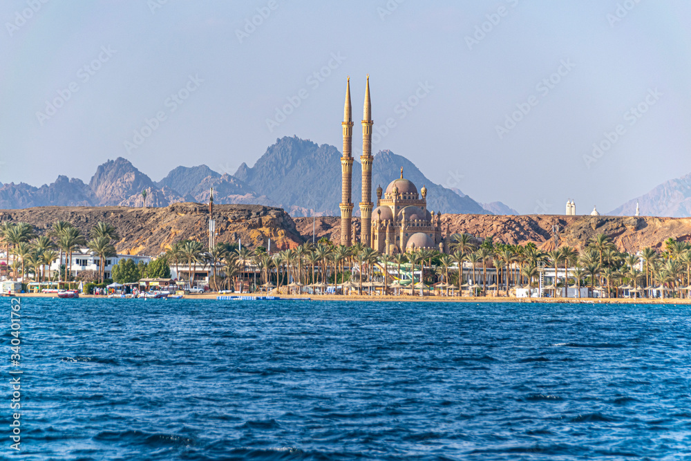 Fototapeta premium Scenic View of the Old Market Mosque - Sharm El Sheikh - Al Sahaba Mosque, Red Sea, Egypt