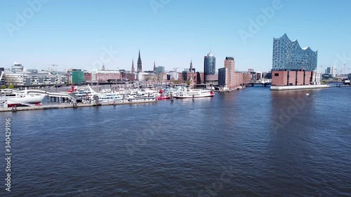 Luftaufnahme der Hamburger Elbphilharmonie 