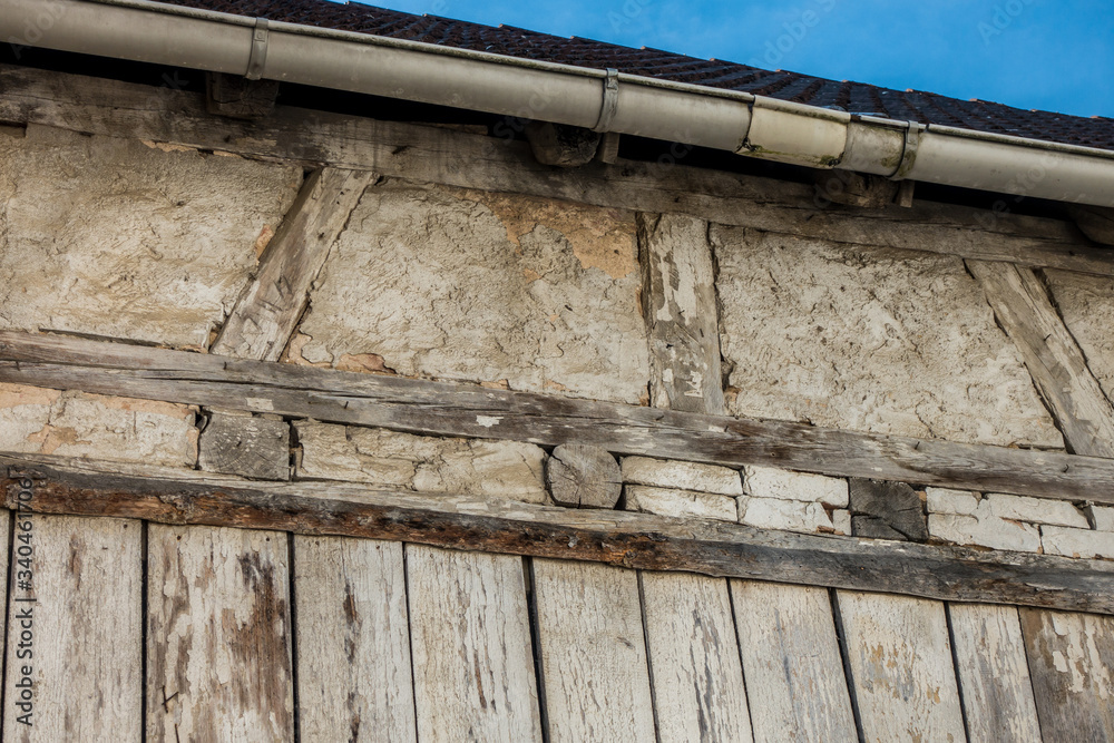 Fototapeta premium Gebäudeschäden
