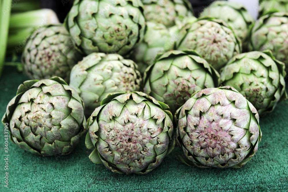 market artichokes market artichokes