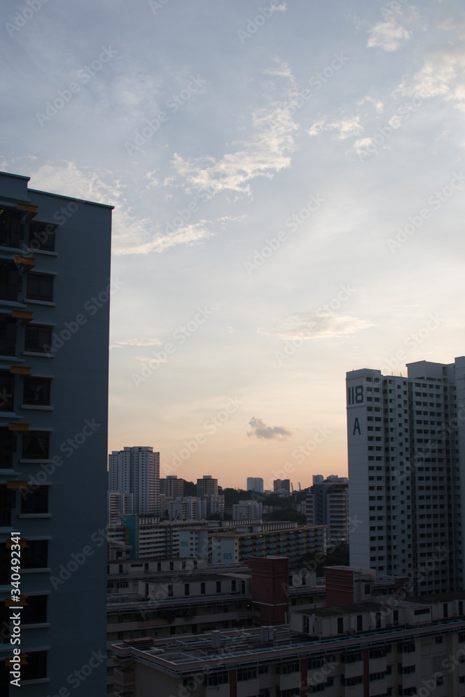 Naklejka premium zachód słońca w mieście