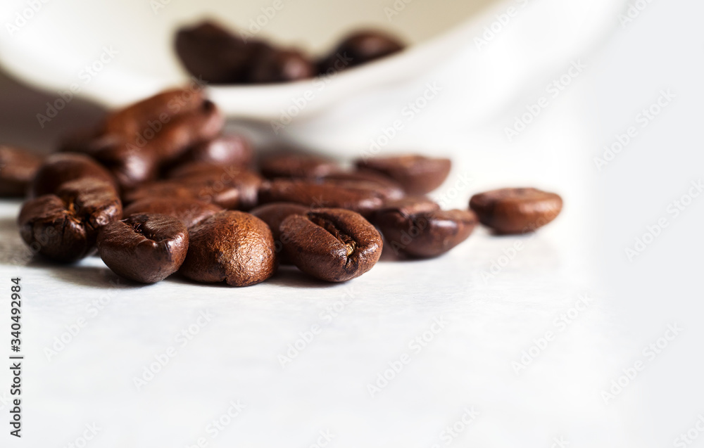 Mature coffee beans for making an invigorating drink. Mature coffee beans for making an invigorating drink.