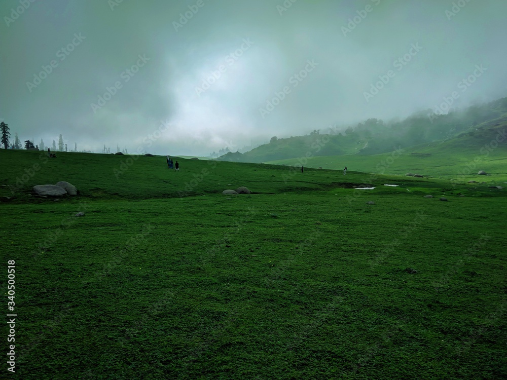 Obraz premium storm clouds over the field