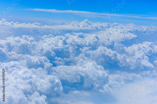 Fototapeta Naklejka Na Ścianę i Meble -  Skyline View above the Clouds from airplane,sky cloud landscape.