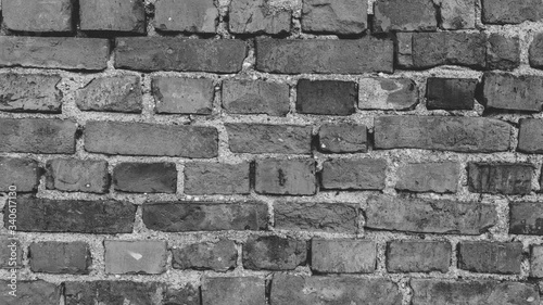 czarno białe cegły 