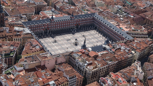 Plaza Mayor de Madrid durante el confinamiento, abril 2020