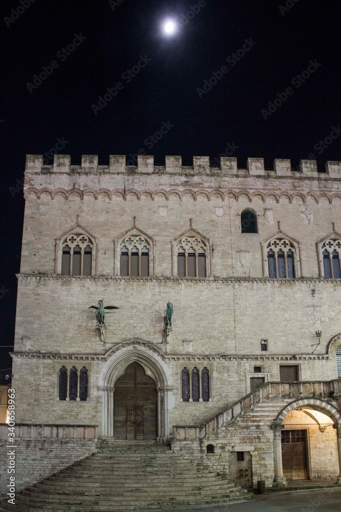 Night view of palazzo dei Priori historical building in Perugia, Italy