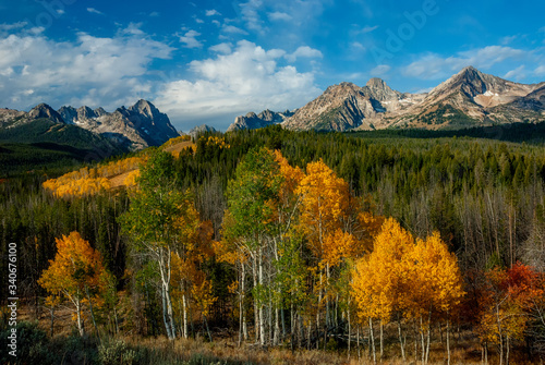 Magnificent Sawtooth mountains in Idaho with full autumn colors