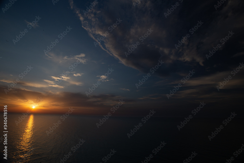 Fototapeta premium Wonderful sunset colors