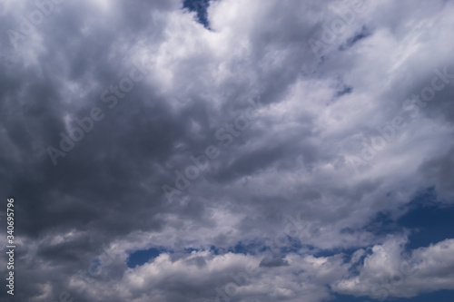 Himmel mit dramatischen Wolken © Digitalpress
