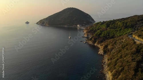 Il promontorio dell'enfola visto con il drone