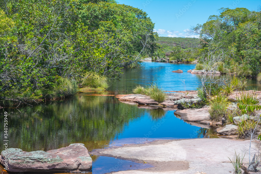 Fototapeta premium chapada diamantina river and blue sky