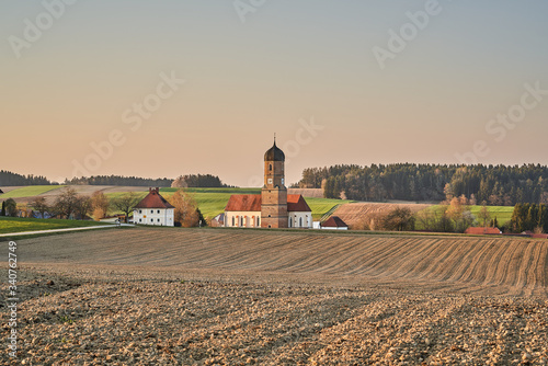 Kirche, Martinskirchen, Wurmannsquick, Landkreis Rottal-Inn, Niederbayern, Bayern, Deutschland photo