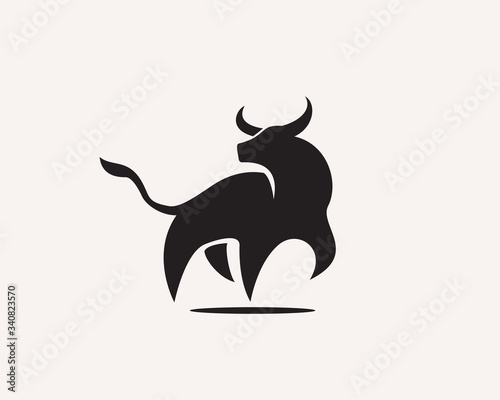 simple bull run look back logo design inspiration