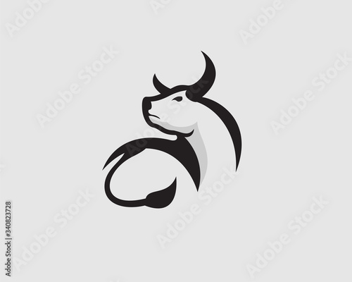 view back ass bull look back logo design inspiration