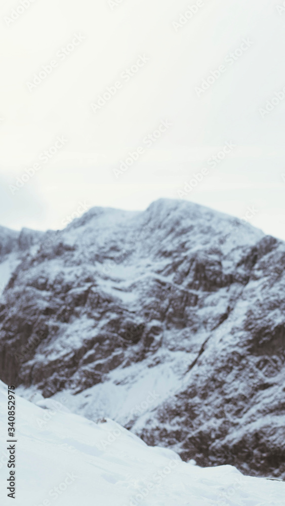 Mountain landscape phone background