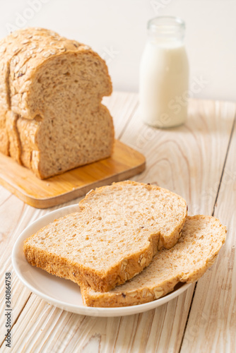 sliced wholegrain bread