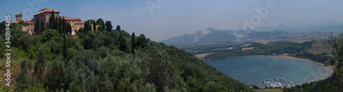 panorama con vista lago © tommypiconefotografo