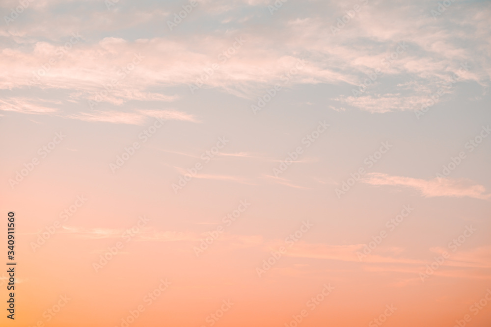 Obraz premium sunset sky with clouds in pastel tone