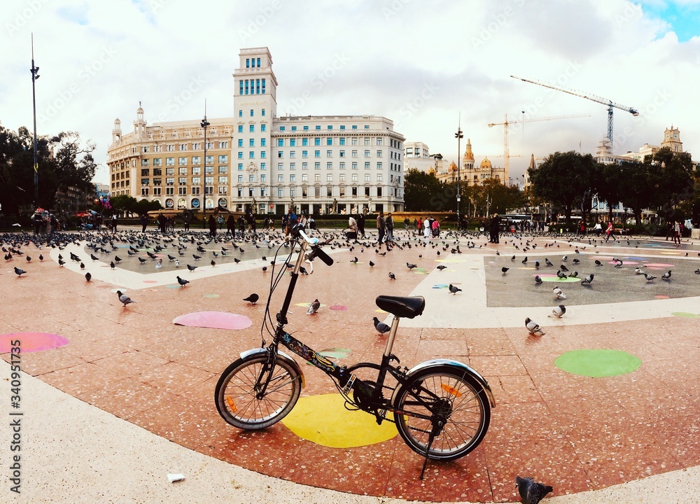 Fototapeta premium Bici Plegable en Catalunya