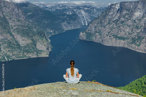 Ausblick auf den Aurlandsfjord vom Aurlandsfjellet