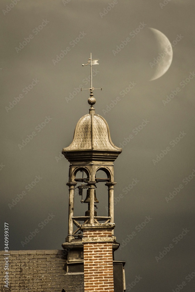 Fototapeta premium village France cloché de mairie 