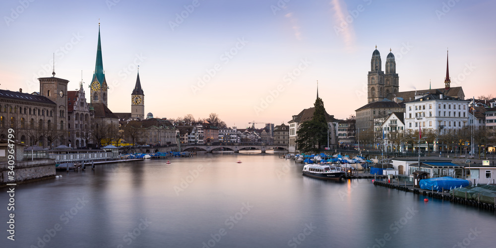 Fototapeta premium View of Zurich and the Limmat