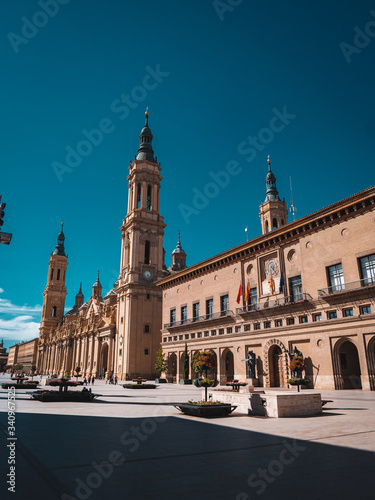 Fototapeta Naklejka Na Ścianę i Meble -  Plaza del Pilar in Zaragoza, Spain